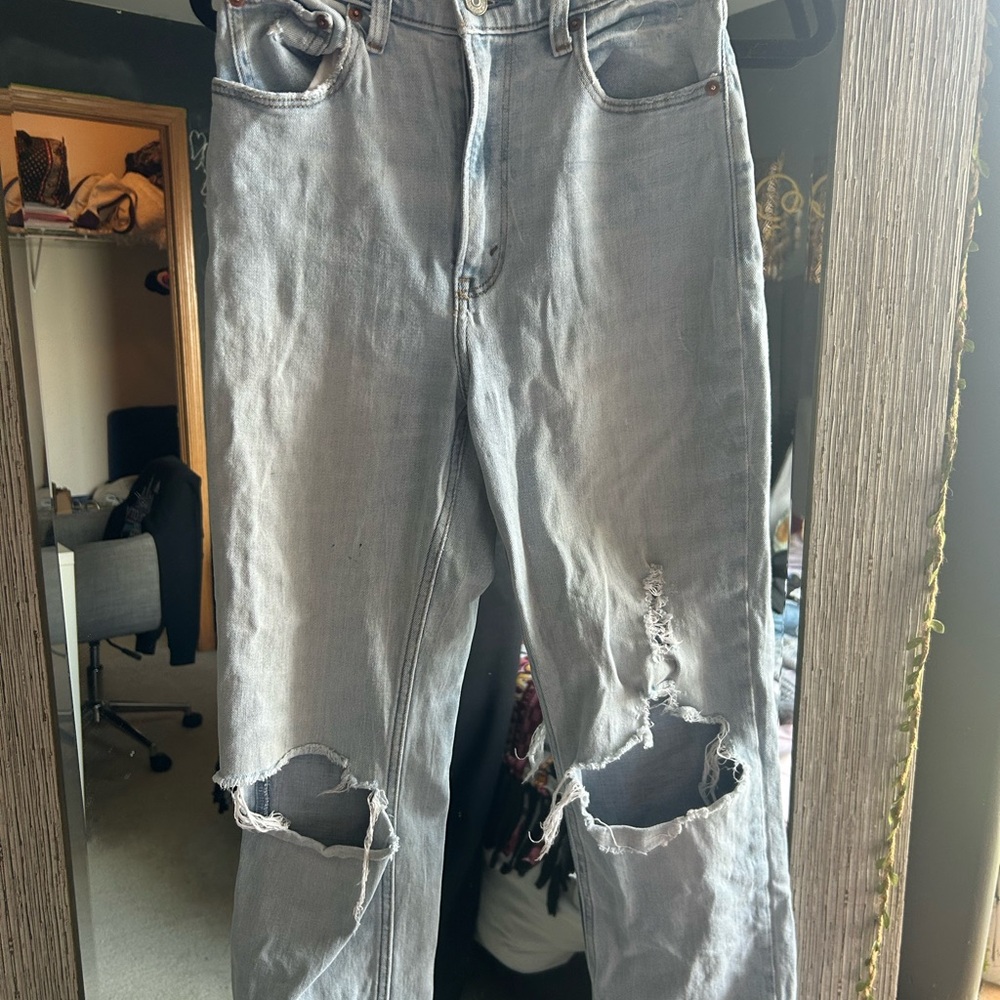 Abercrombie Curve Love Ultra High Rise Ankle Straight Ripped Light Blue Jeans